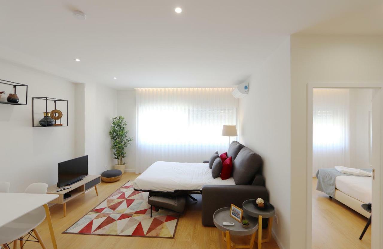 Hm - Living Batalha Square 2 Apartment Porto Luaran gambar