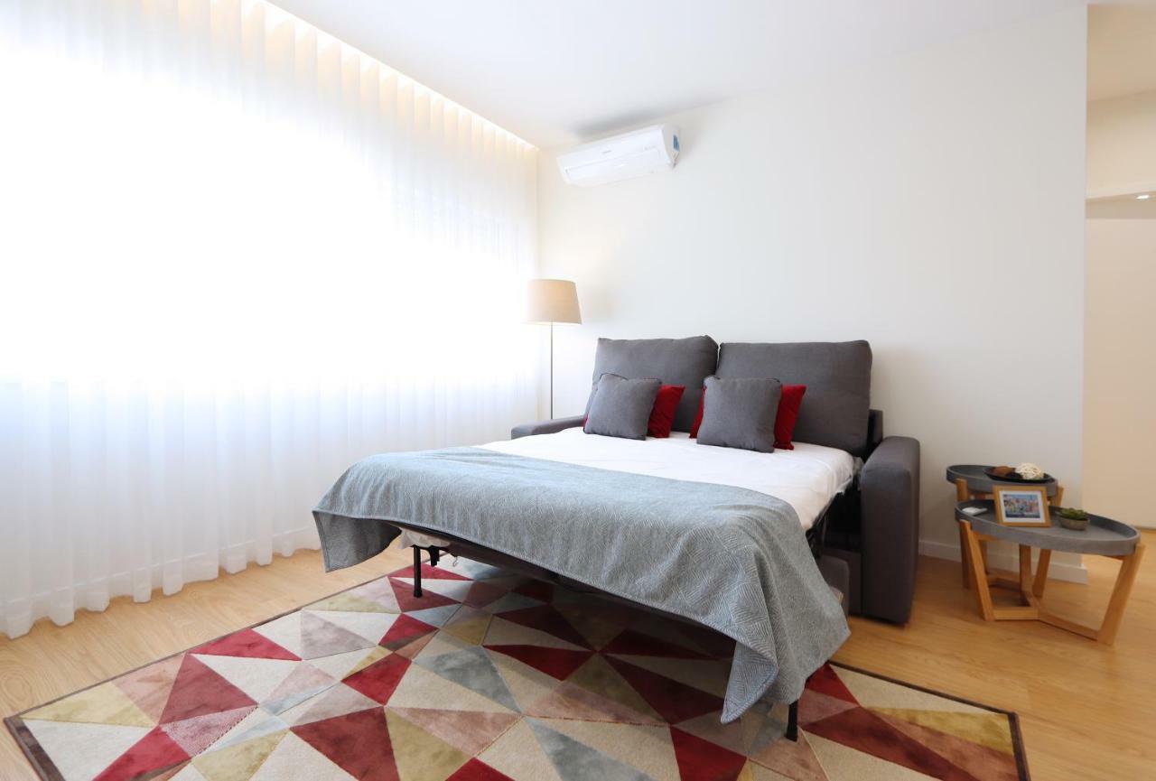 Hm - Living Batalha Square 2 Apartment Porto Luaran gambar