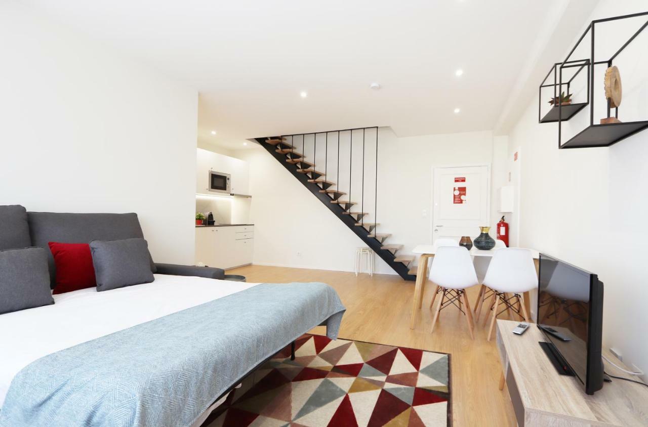 Hm - Living Batalha Square 2 Apartment Porto Luaran gambar
